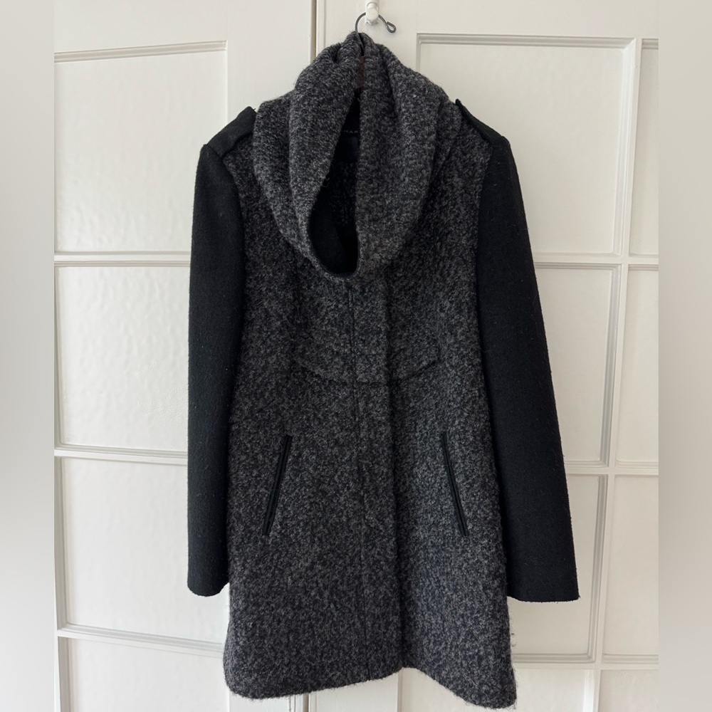 TAHARI Taylor Charcoal and Black Wool Coat with Detachable infinity scarf